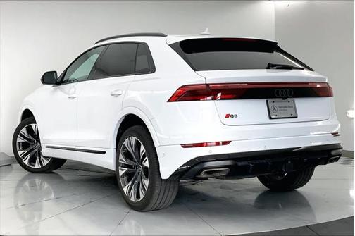 2024 Audi Q8 55 Prestige