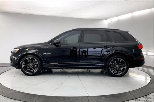 2025 Audi Q7 55 Prestige