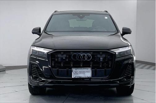 2025 Audi Q7 55 Prestige