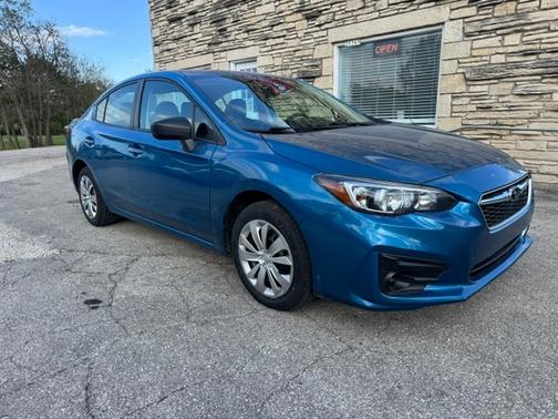 blue 2019 Subaru Impreza 2.0i