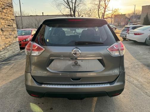2015 Nissan Rogue S