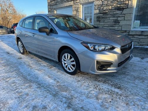 2019 Subaru Impreza 2.0i