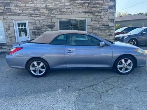 2006 Toyota Camry Solara SLE V6
