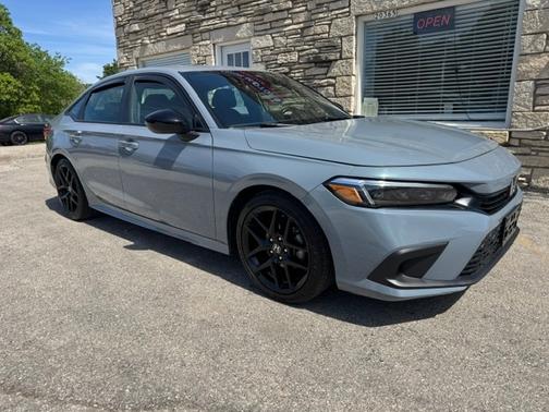 gray 2024 Honda Civic Sport