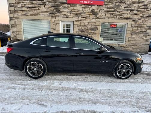 BLACK 2019 Chevrolet Malibu RS