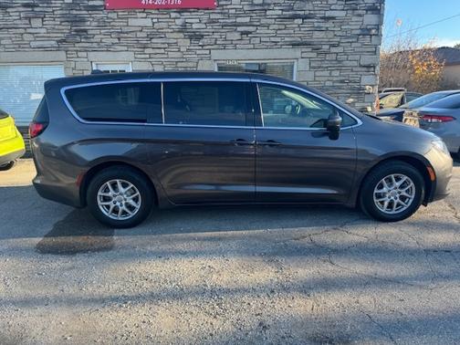 2018 Chrysler Pacifica LX