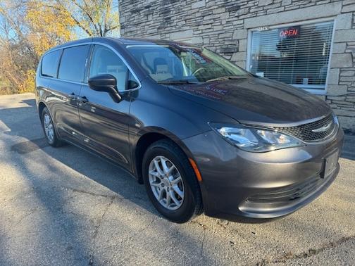 2018 Chrysler Pacifica LX