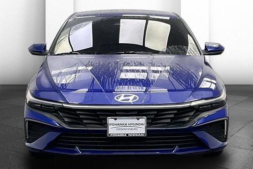 Blue 2024 Hyundai ELANTRA SE