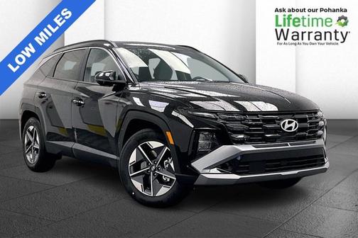 Black 2026 Hyundai TUCSON SEL