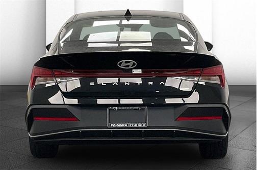 2025 Hyundai ELANTRA HEV SEL Sport
