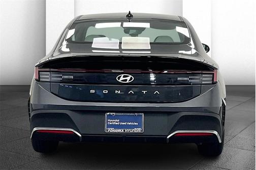 2025 Hyundai SONATA SE