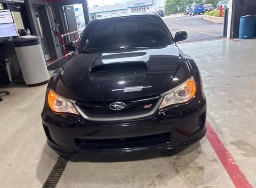 Crystal Black Silica 2014 Subaru Impreza 2.0i