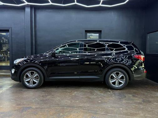 Becketts Black 2016 Hyundai SANTA FE SE