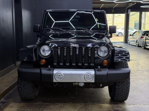 2011 Jeep Wrangler Unlimited Sahara