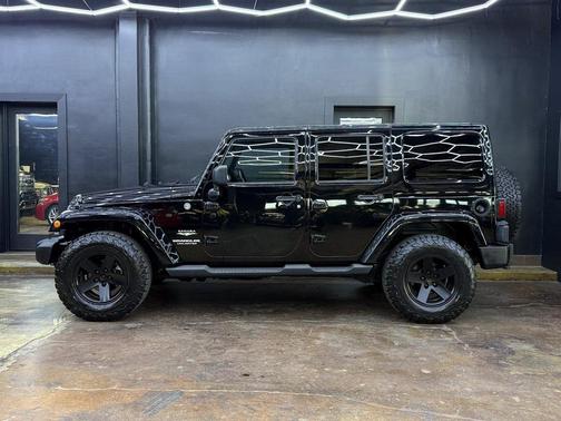 2011 Jeep Wrangler Unlimited Sahara