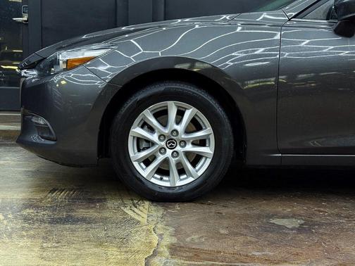 2017 Mazda Mazda3 Sport