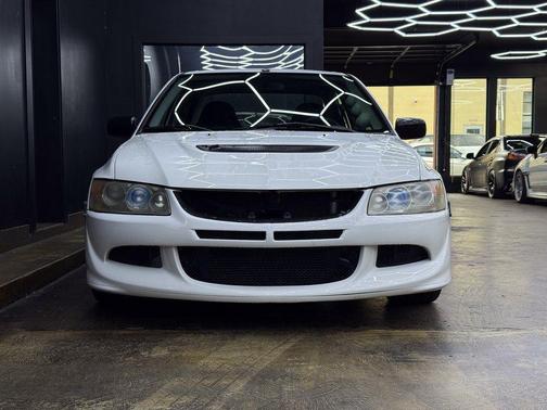 Wicked White 2005 Mitsubishi Lancer Evolution RS