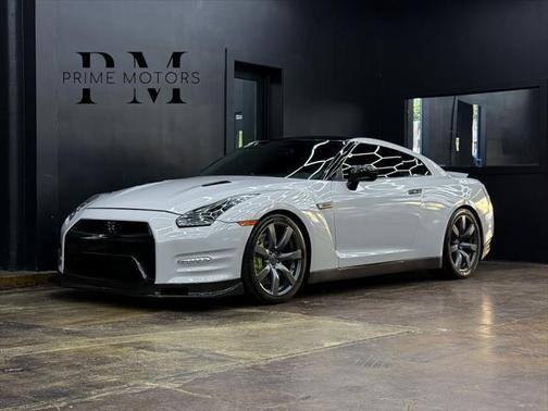 2009 Nissan GT-R Premium