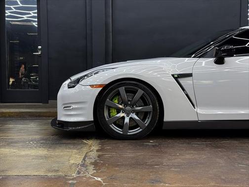 2009 Nissan GT-R Premium