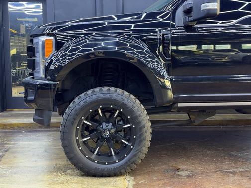 Black 2017 Ford F-350 Platinum