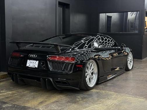 2017 Audi R8 5.2 V10 plus