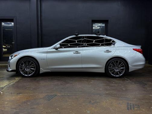 2016 INFINITI Q50 3.0t RED SPORT 400