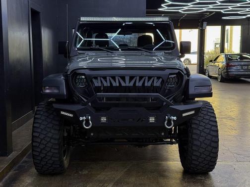 2020 Jeep Gladiator Sport