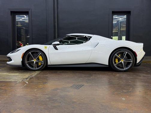 2023 Ferrari 296 GTB Base