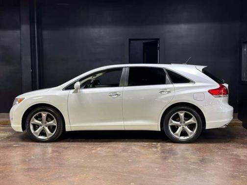 2012 Toyota Venza LE