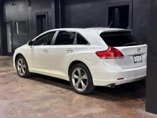 2012 Toyota Venza LE