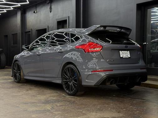 2017 Ford Focus RS Base