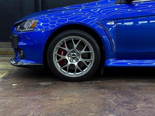 2011 Mitsubishi Lancer Evolution MR