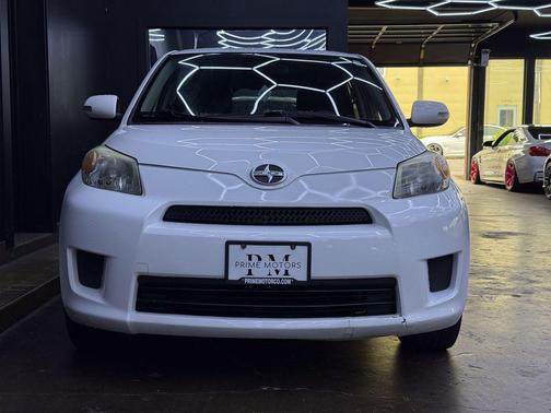 Super White 2008 Scion xD Base