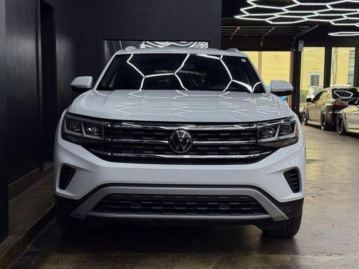 2022 Volkswagen Atlas Cross Sport 3.6L V6 SE w/Technology