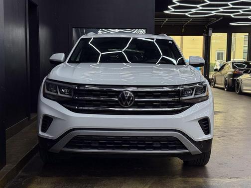2022 Volkswagen Atlas Cross Sport 3.6L V6 SE w/Technology