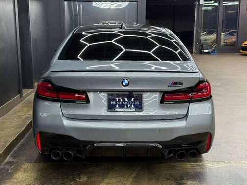 Skyscraper Grey Metallic 2023 BMW M5 Base