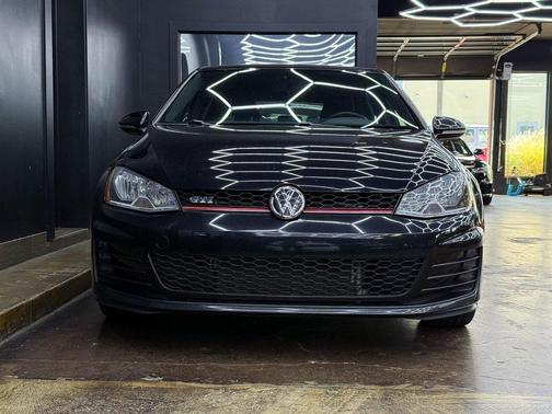 2017 Volkswagen Golf GTI 2.0T S 4-Door