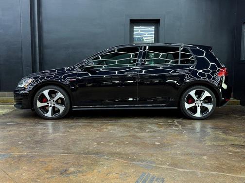 2017 Volkswagen Golf GTI 2.0T S 4-Door