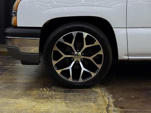 2005 Chevrolet Silverado 1500 LS Crew Cab