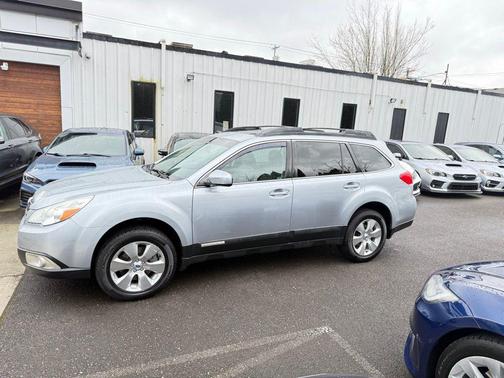 2012 Subaru Outback 3.6R Limited