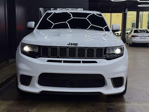 2021 Jeep Grand Cherokee Trackhawk