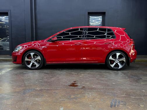 2015 Volkswagen Golf GTI 2.0T S 4-Door