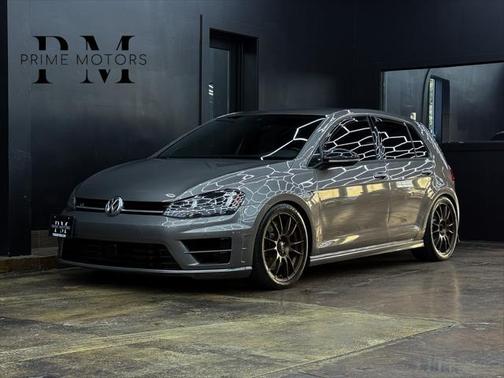 2017 Volkswagen Golf R 2.0T DSG