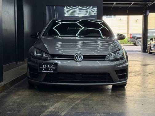 2017 Volkswagen Golf R 2.0T DSG