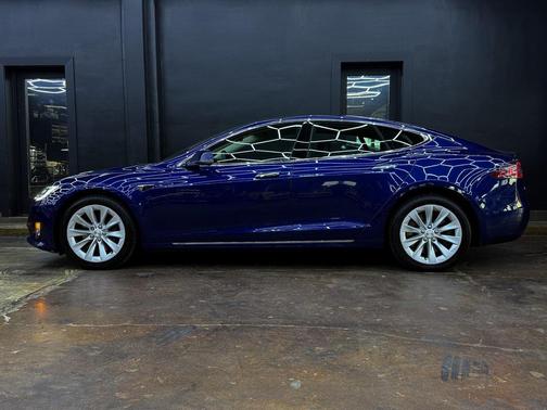 2017 Tesla Model S 60D