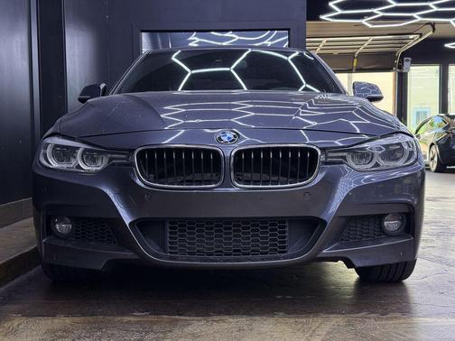 Mineral Gray Metallic 2018 BMW 340 xDrive