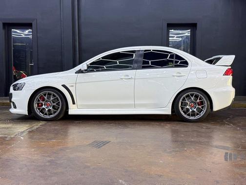2013 Mitsubishi Lancer Evolution MR