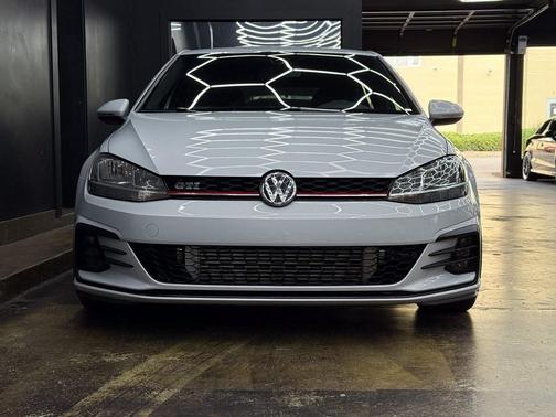2018 Volkswagen Golf GTI 2.0T S 4-Door