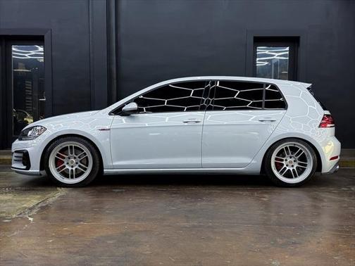 2018 Volkswagen Golf GTI 2.0T S 4-Door