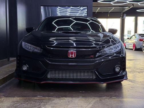 Crystal Black Pearl 2019 Honda Civic Type R Touring